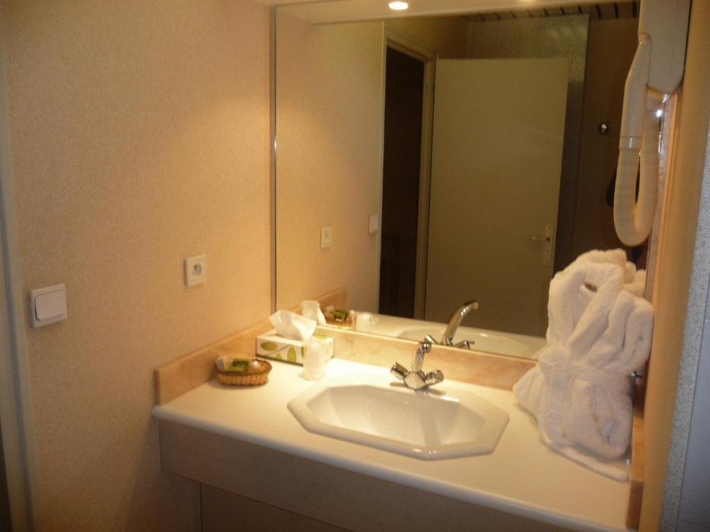 La Poste Hotel Vitry-le-Francois Bilik gambar